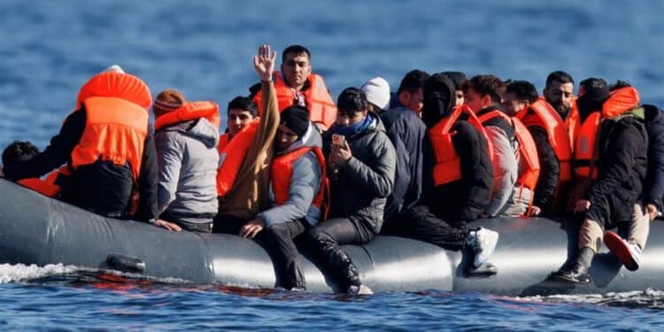 Scoppia il centro di accoglienza di Monastir: altri 86 clandestini arrivati sulle coste del sud Sardegna